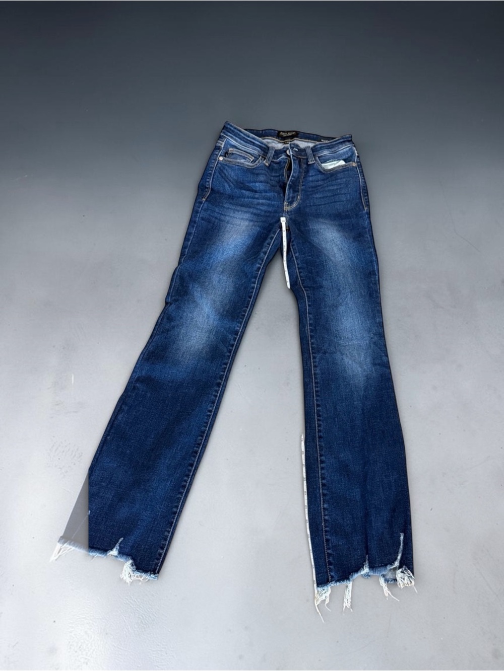 Judy Blue Classic High-Rise Jeans. Some purposeful distress. LOTS OF STRETCH!!